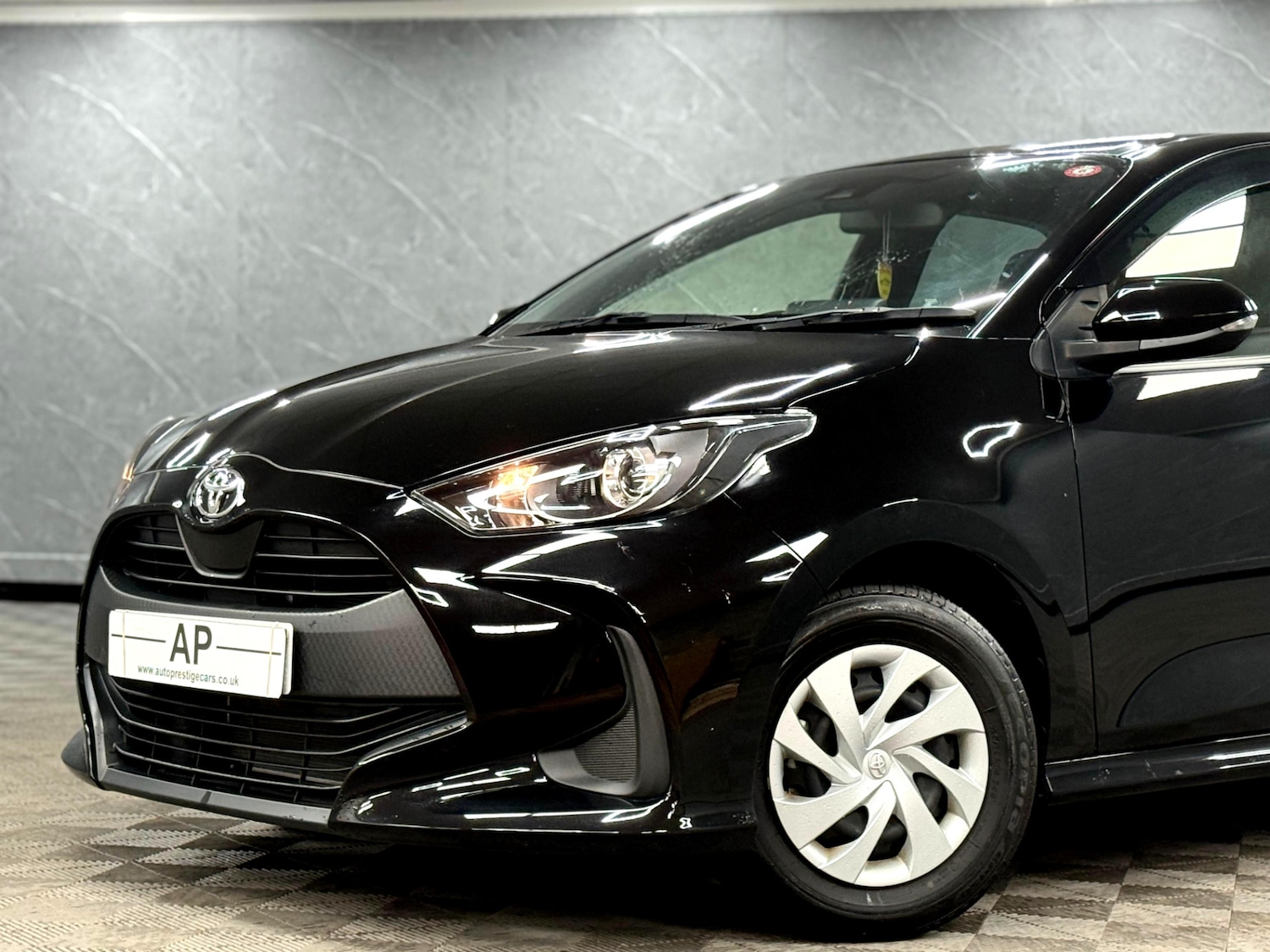 Used Toyota Yaris 2025 for sale - 76947142: Photo 8