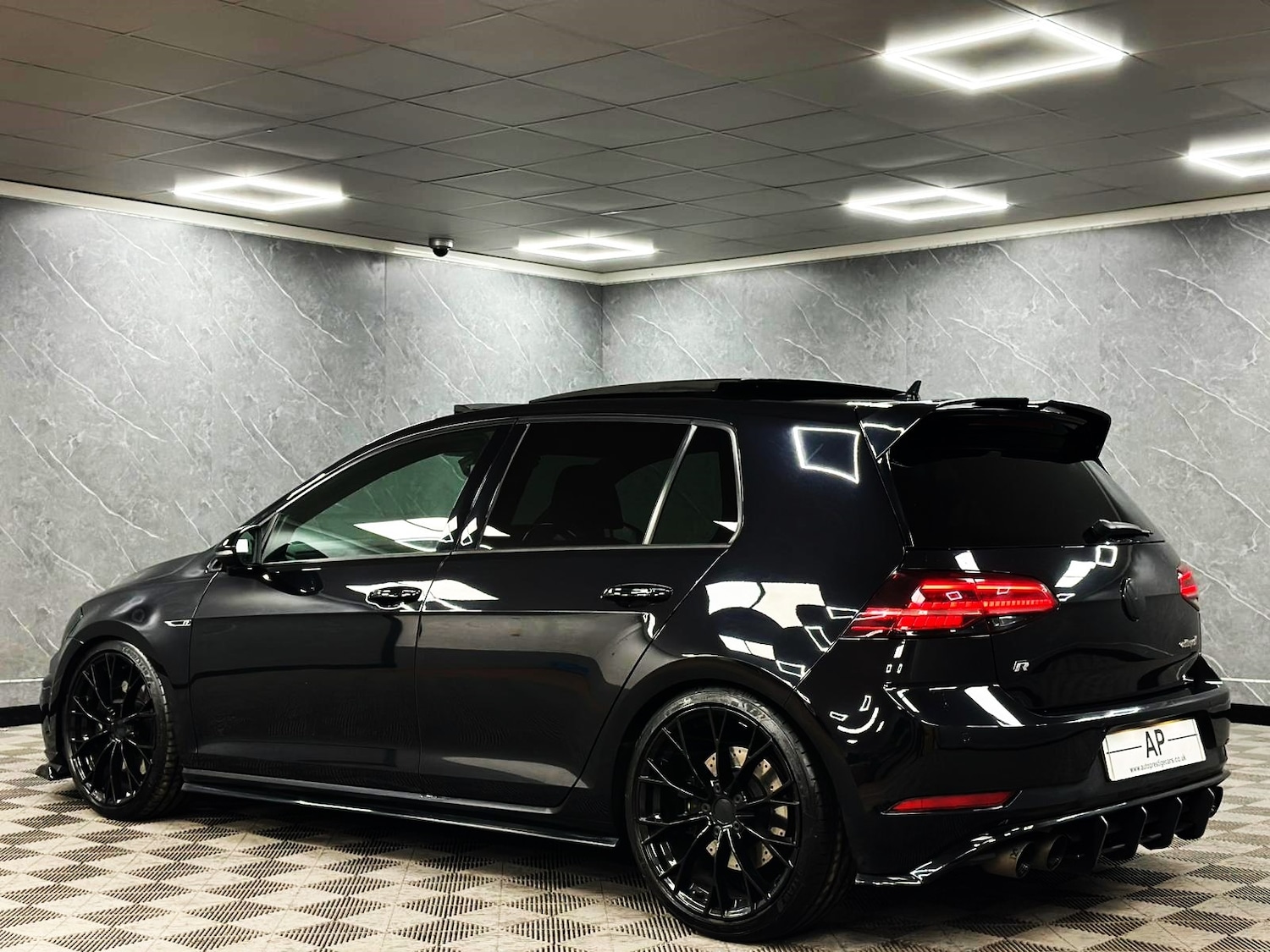 Used Volkswagen Golf 2018 for sale - 76557768: Photo 22