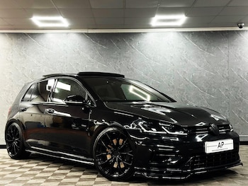 Used Volkswagen Golf 2018 for sale - 76557768: Photo