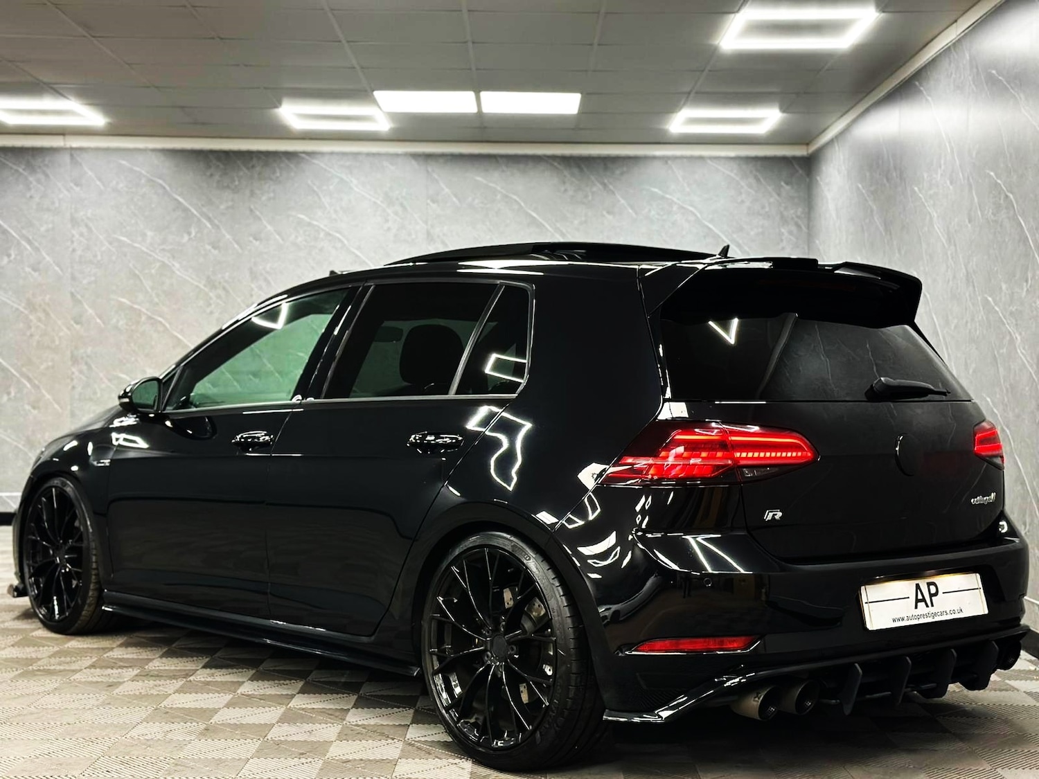 Used Volkswagen Golf 2018 for sale - 76557768: Photo 38