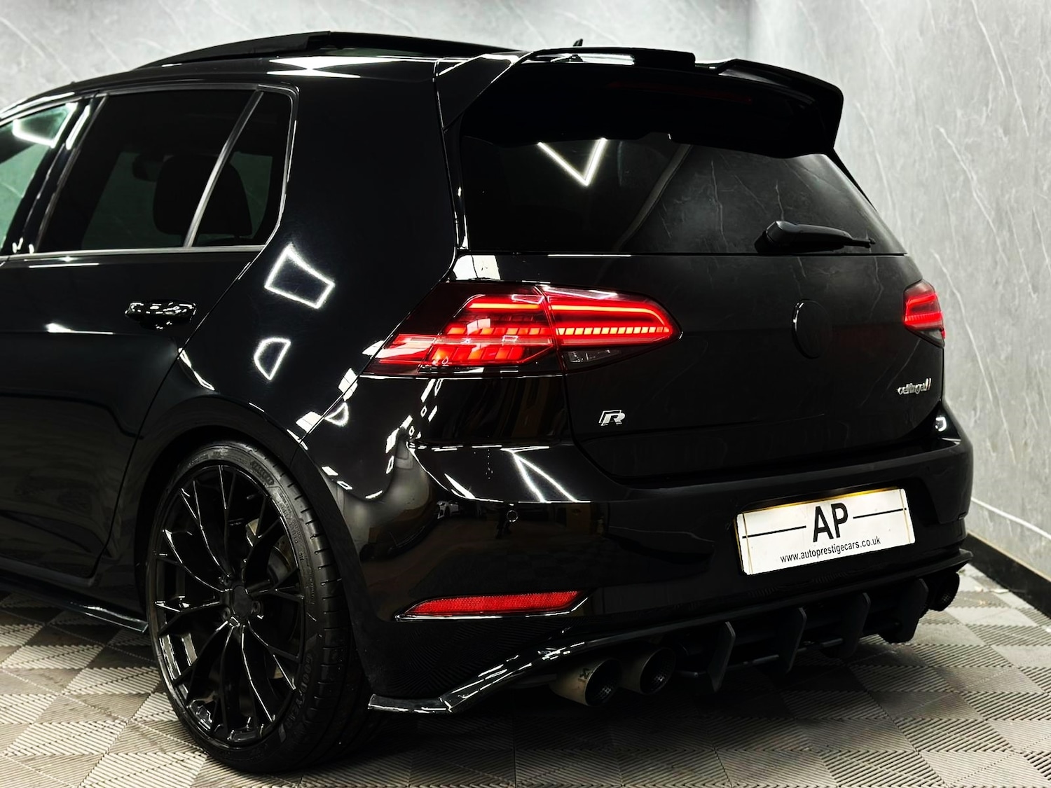 Used Volkswagen Golf 2018 for sale - 76557768: Photo 42