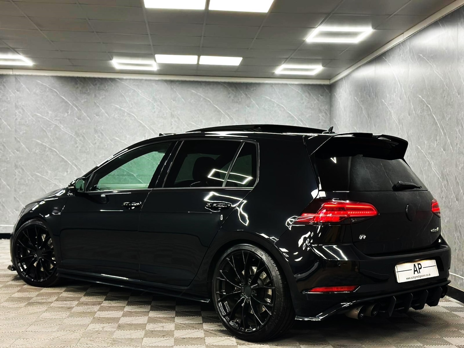 Used Volkswagen Golf 2018 for sale - 76557768: Photo 43