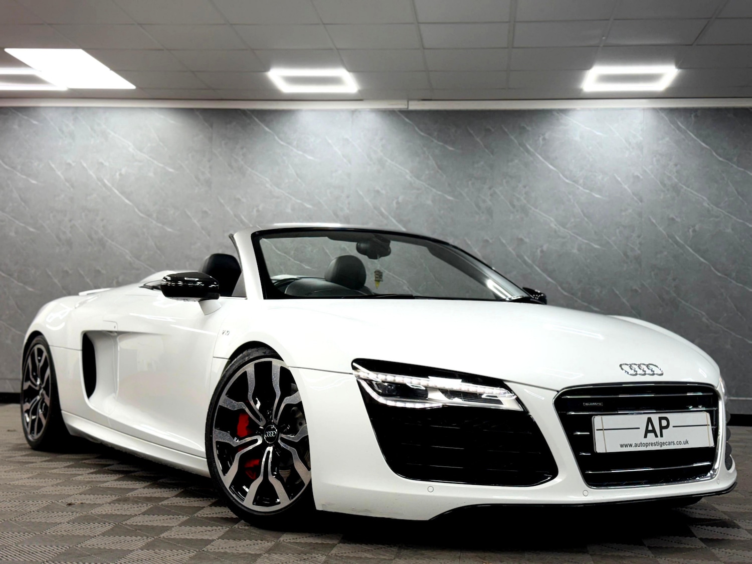 Used Audi R8 2015 for sale - 76893072: Photo 14