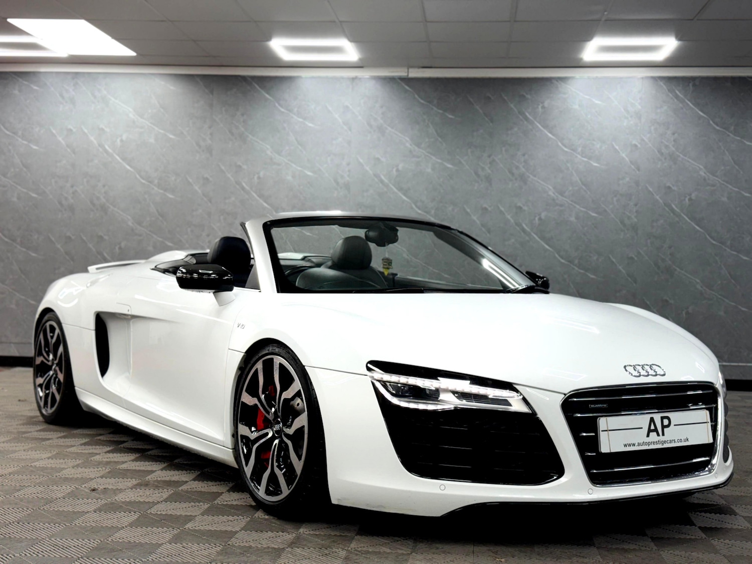 Used Audi R8 2015 for sale - 76893072: Photo 15