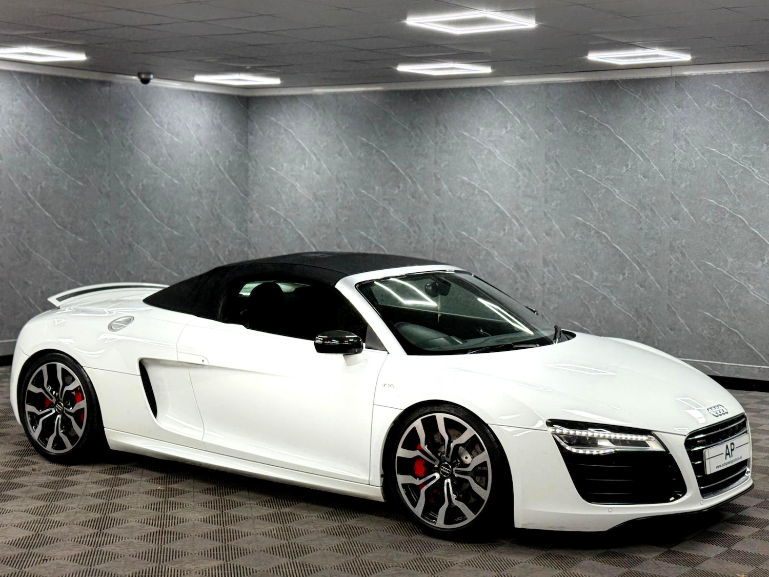 Used Audi R8 2015 for sale - 76893072: Photo 24