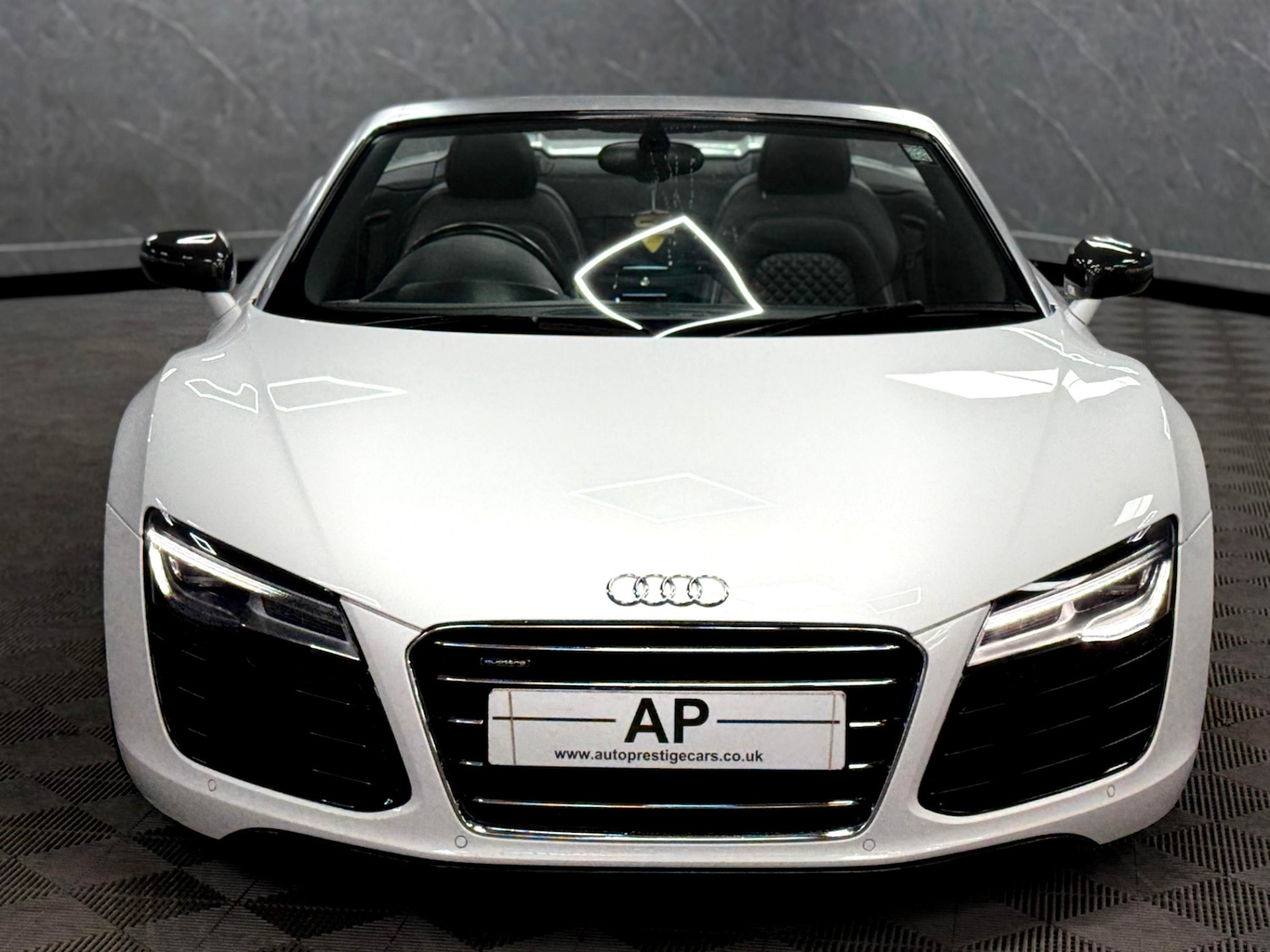Used Audi R8 2015 for sale - 76893072: Photo 3