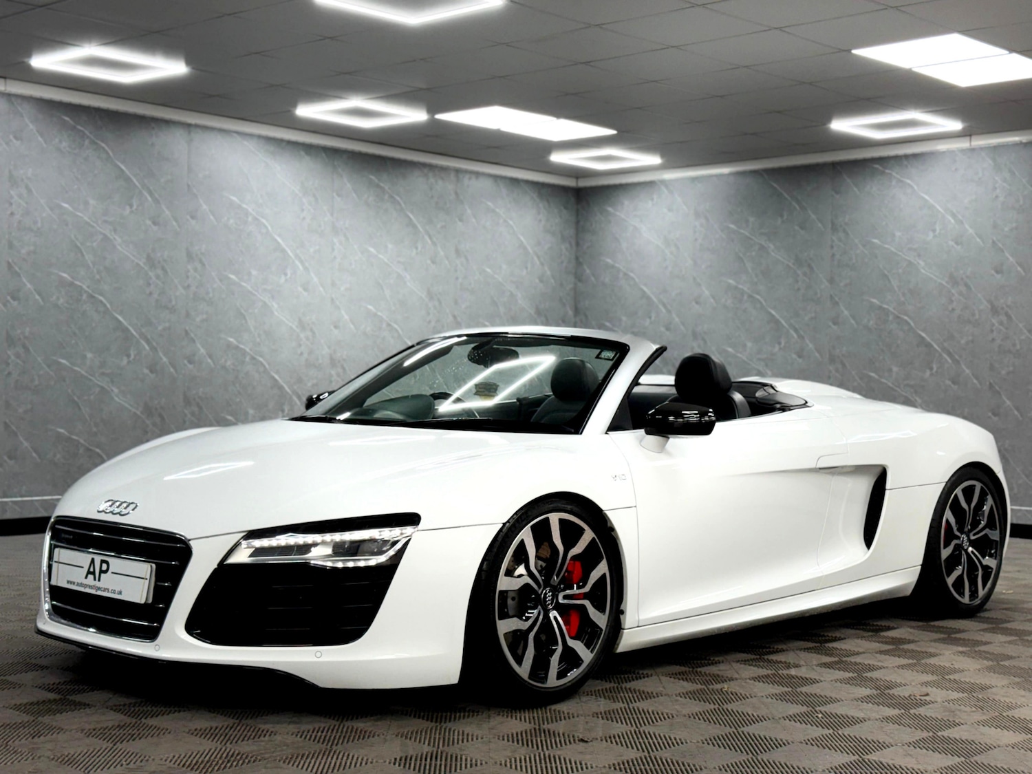 Used Audi R8 2015 for sale - 76893072: Photo 6
