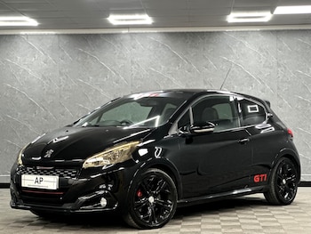 Used Peugeot 208 2017 for sale - 77114399: Photo