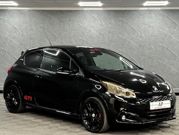 Used Peugeot 208 2017 for sale - 77114399: Photo