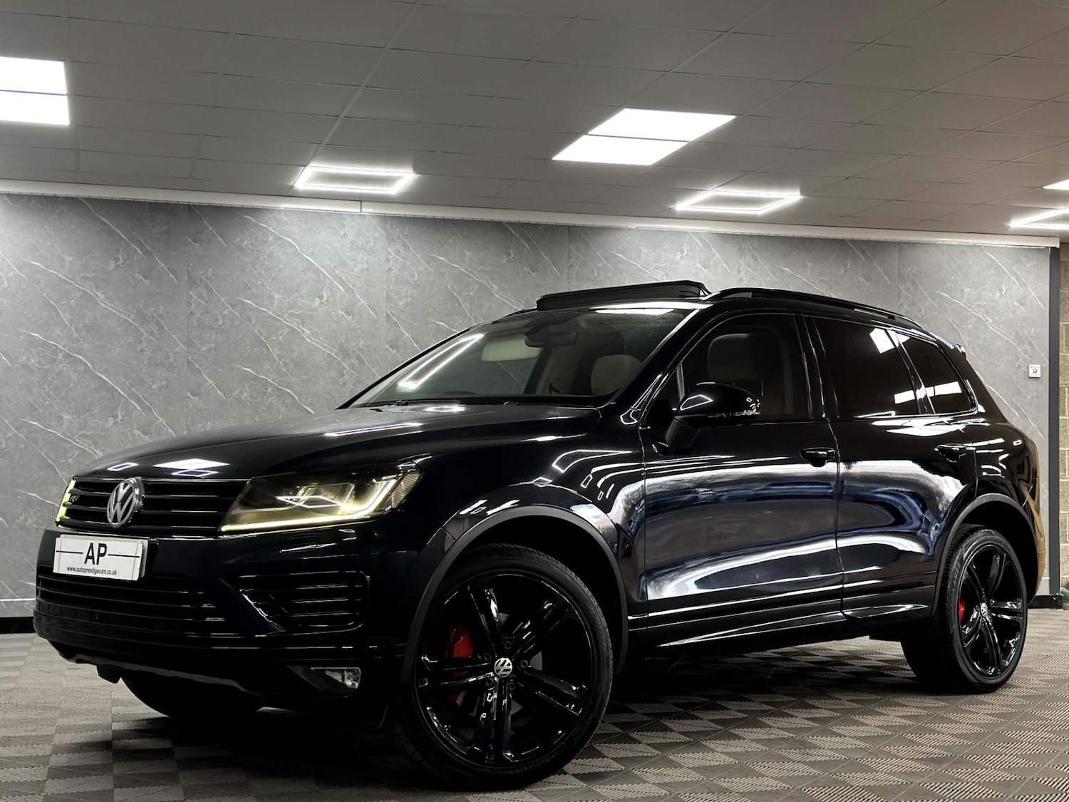 Used Volkswagen Touareg 2016 for sale - 77235986: Photo 12