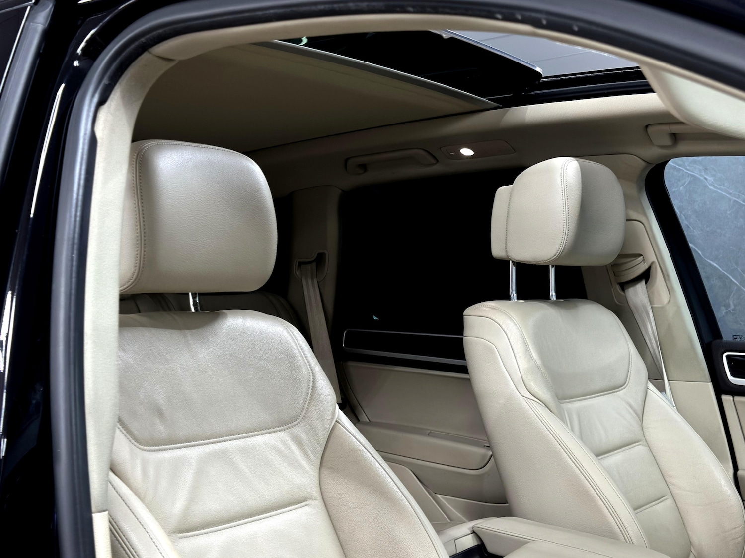 Used Volkswagen Touareg 2016 for sale - 77235986: Photo 20