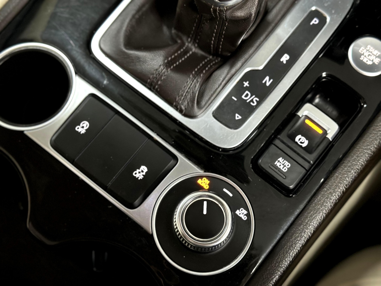 Used Volkswagen Touareg 2016 for sale - 77235986: Photo 23