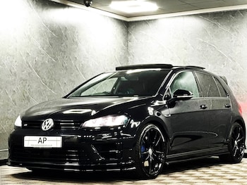Used Volkswagen Golf 2016 for sale - 79060599: Photo