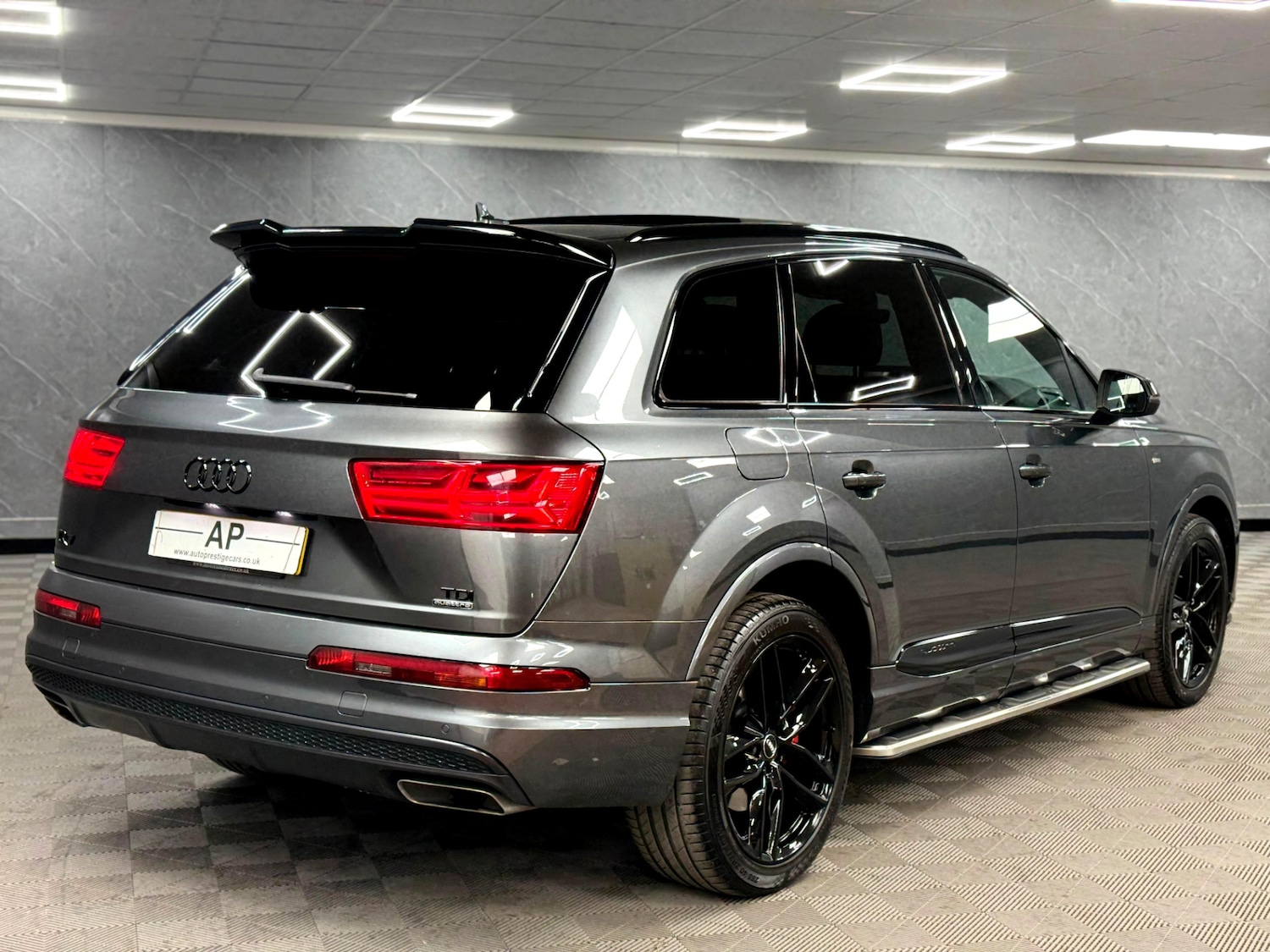 Used Audi Q7 2015 for sale - 77086686: Photo 13