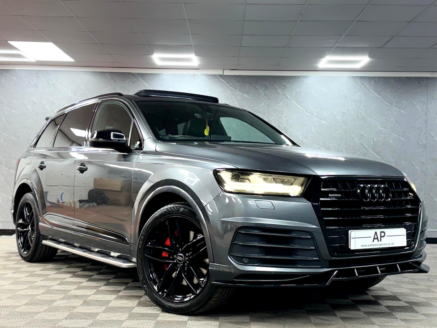 Used Audi Q7 2015 for sale - 77086686: Photo 2