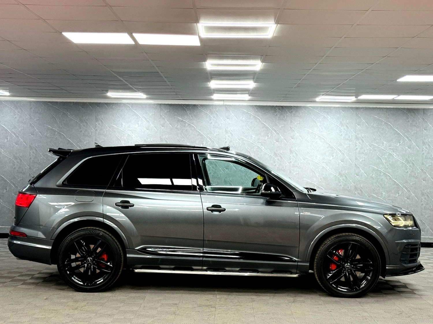 Used Audi Q7 2015 for sale - 77086686: Photo 25