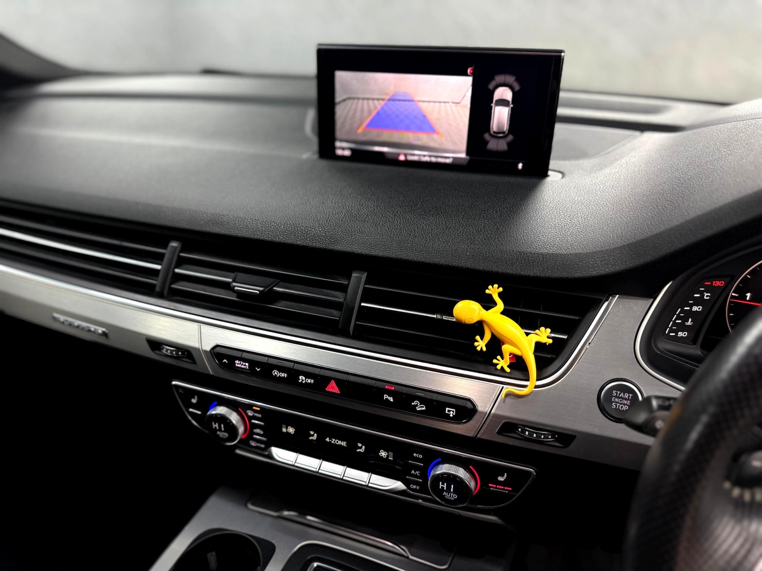 Used Audi Q7 2015 for sale - 77086686: Photo 29