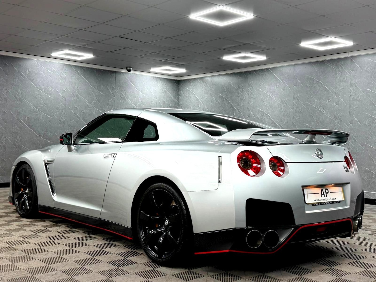 Used Nissan GT-R 2010 for sale - 77484010: Photo 20