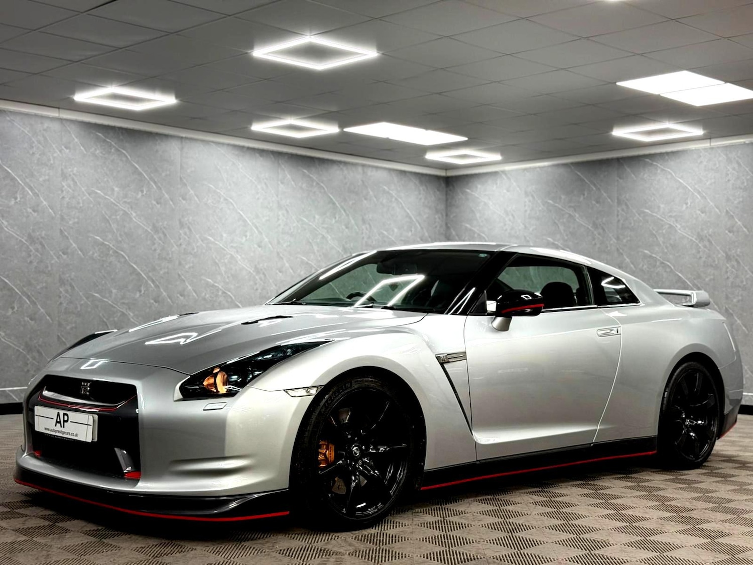 Used Nissan GT-R 2010 for sale - 77484010: Photo 22