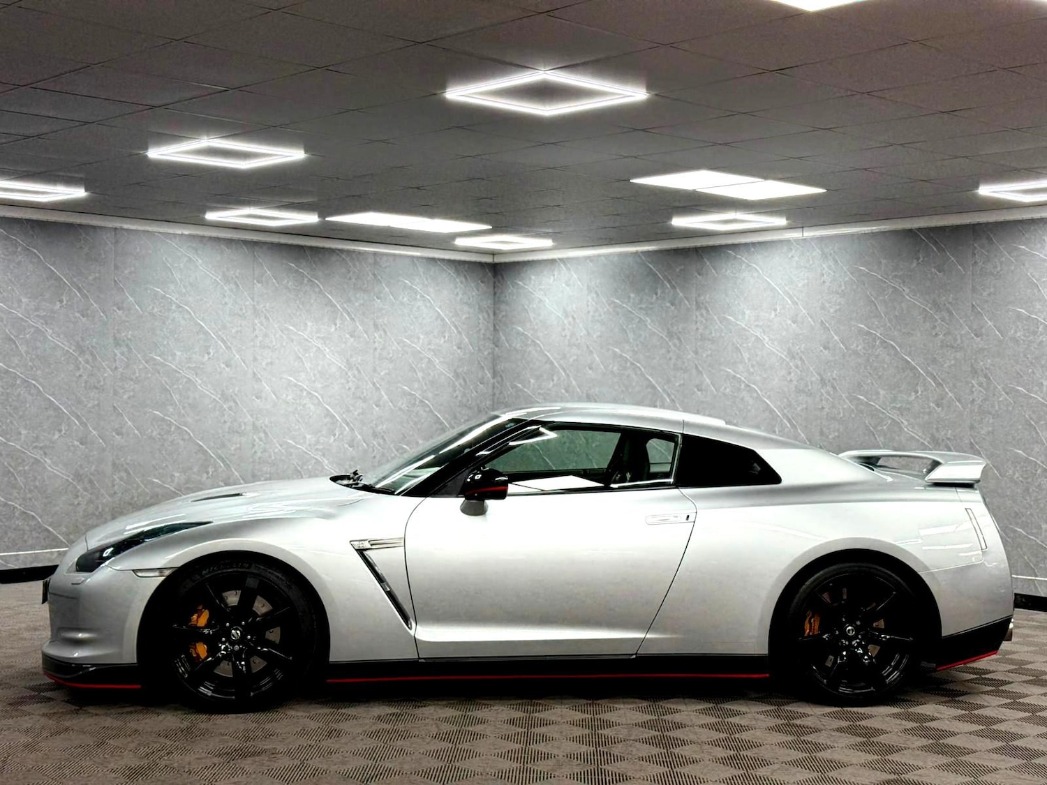 Used Nissan GT-R 2010 for sale - 77484010: Photo 23