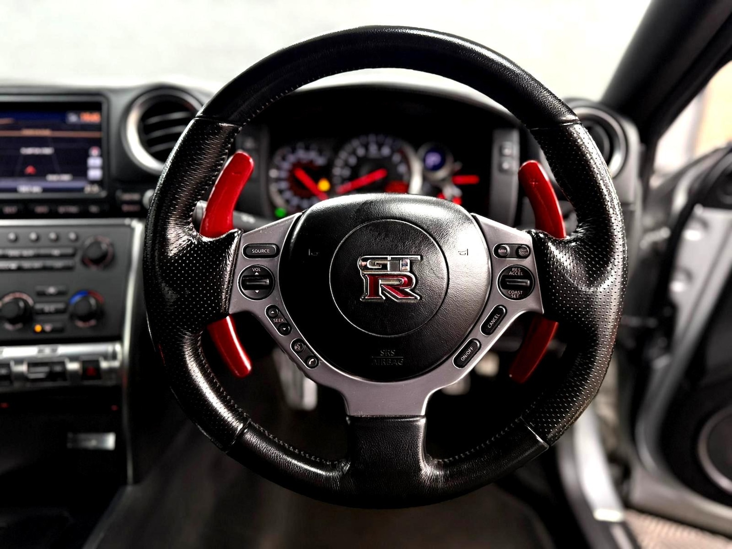 Used Nissan GT-R 2010 for sale - 77484010: Photo 32