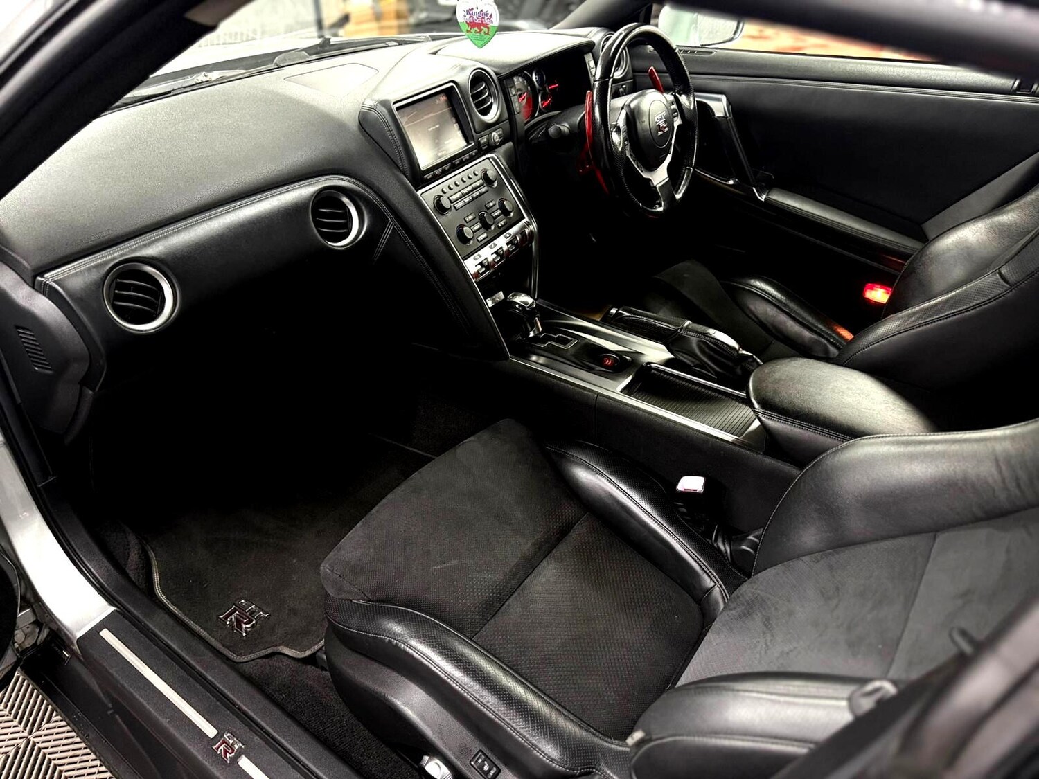 Used Nissan GT-R 2010 for sale - 77484010: Photo 34