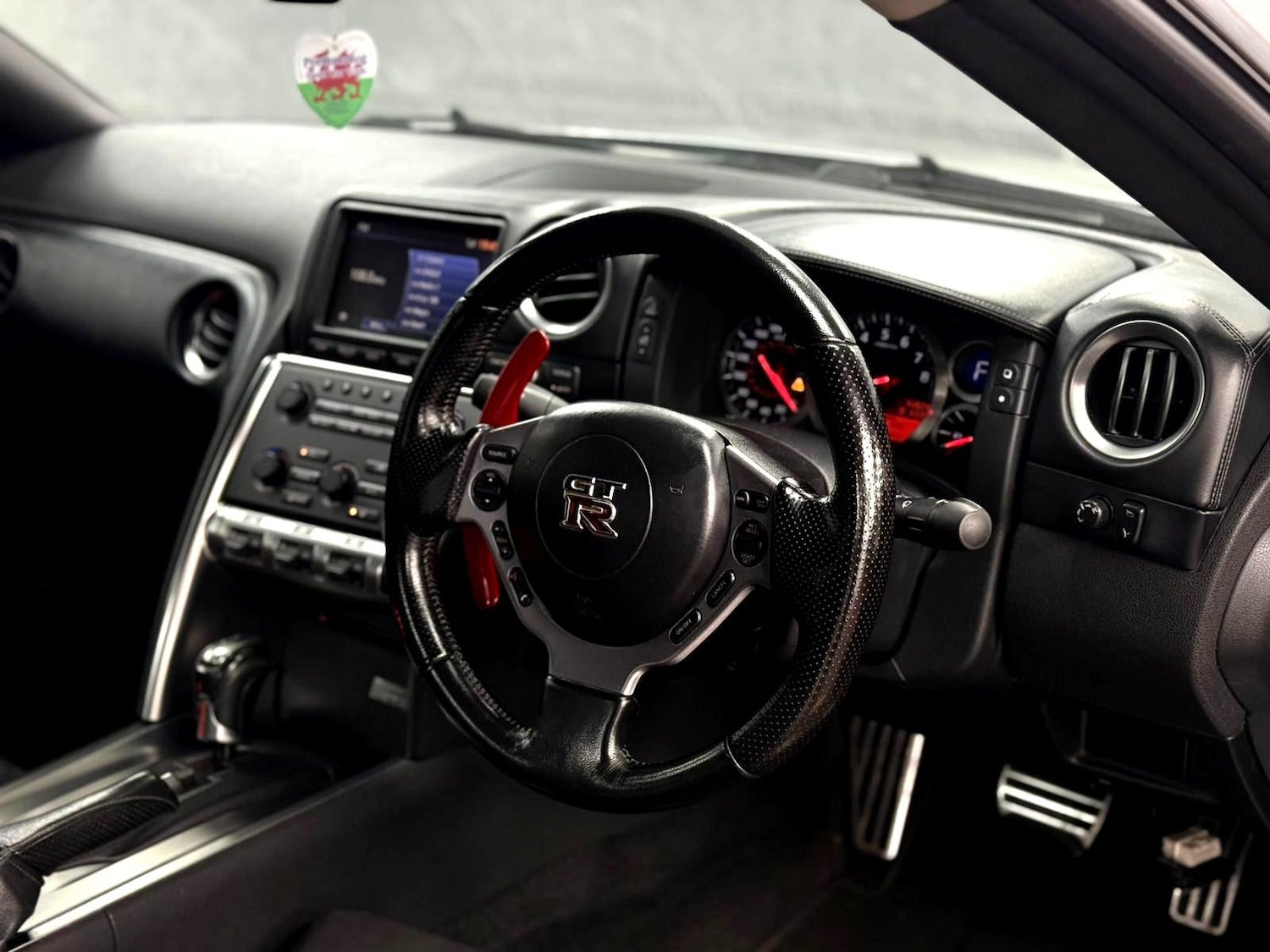 Used Nissan GT-R 2010 for sale - 77484010: Photo 9