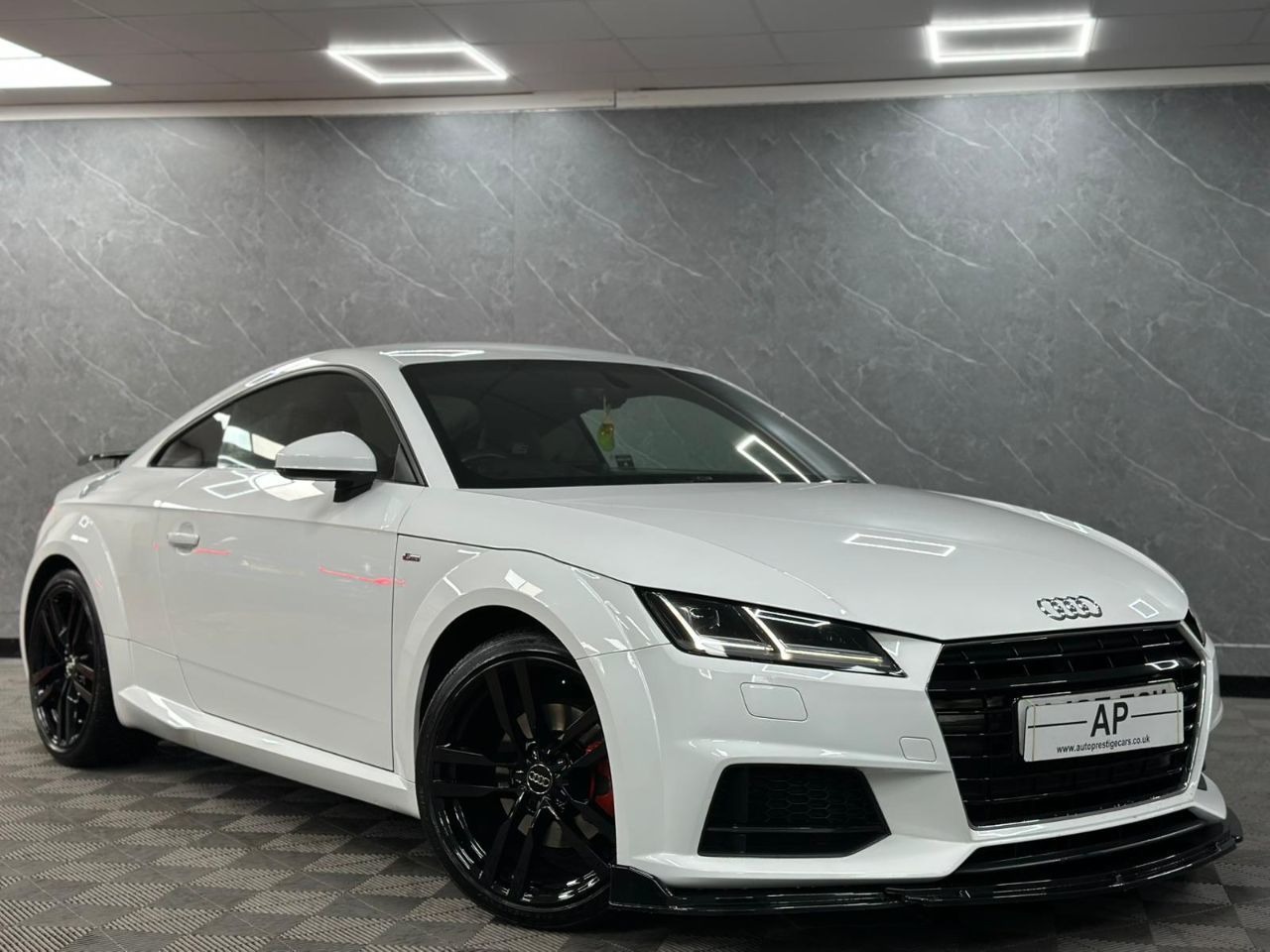 Used Audi TT 2017 for sale - 76748483: Photo 1