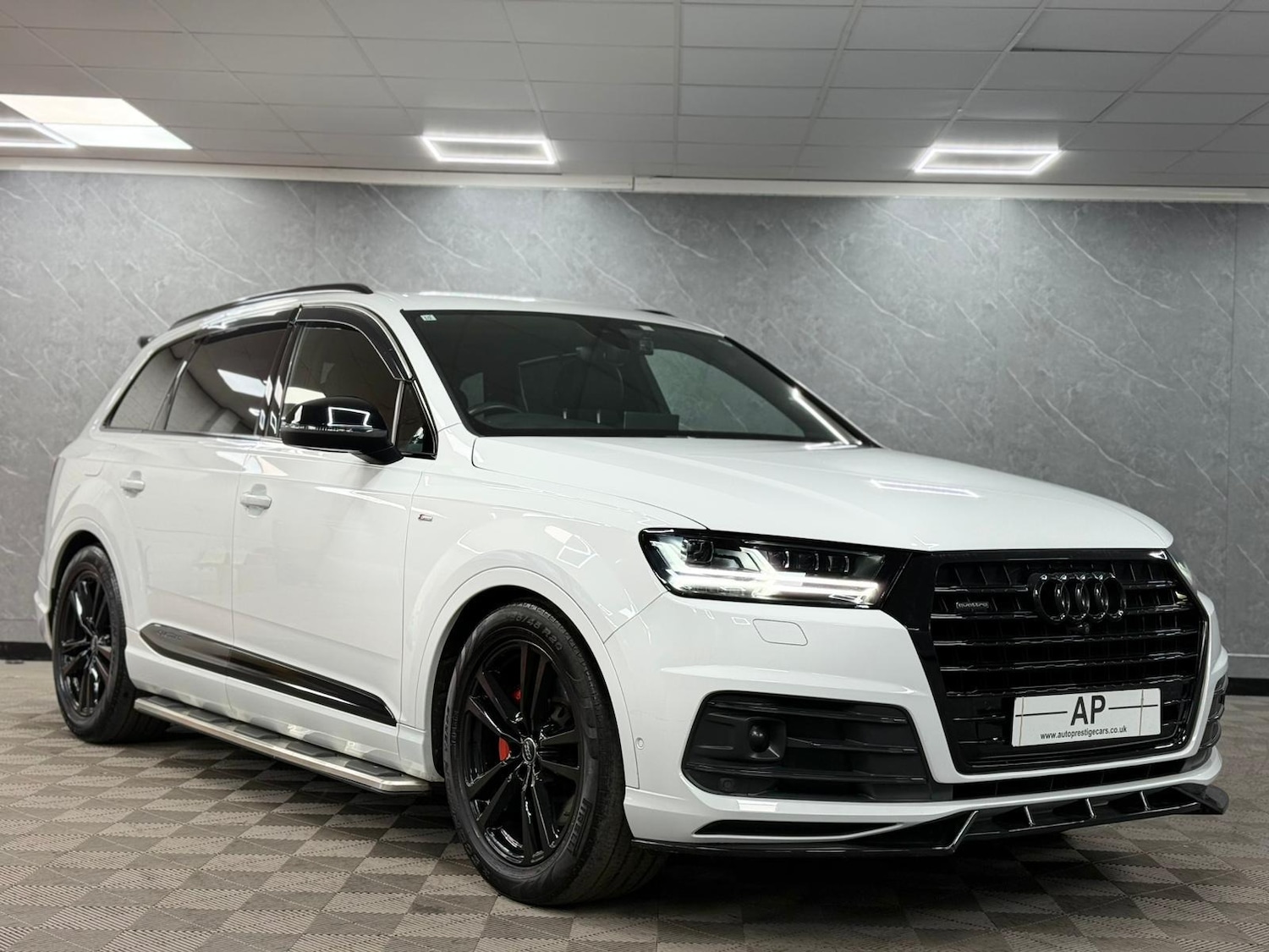 Used Audi Q7 2017 for sale - 77611377: Photo 4