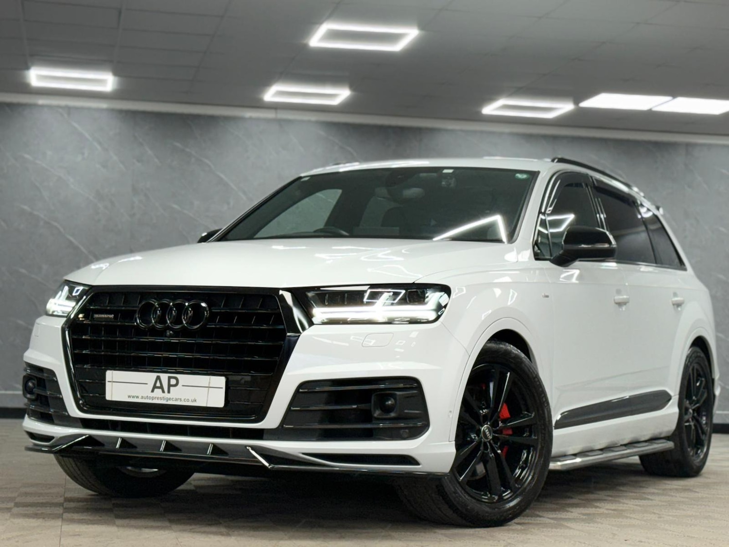Used Audi Q7 2017 for sale - 77611377: Photo 8