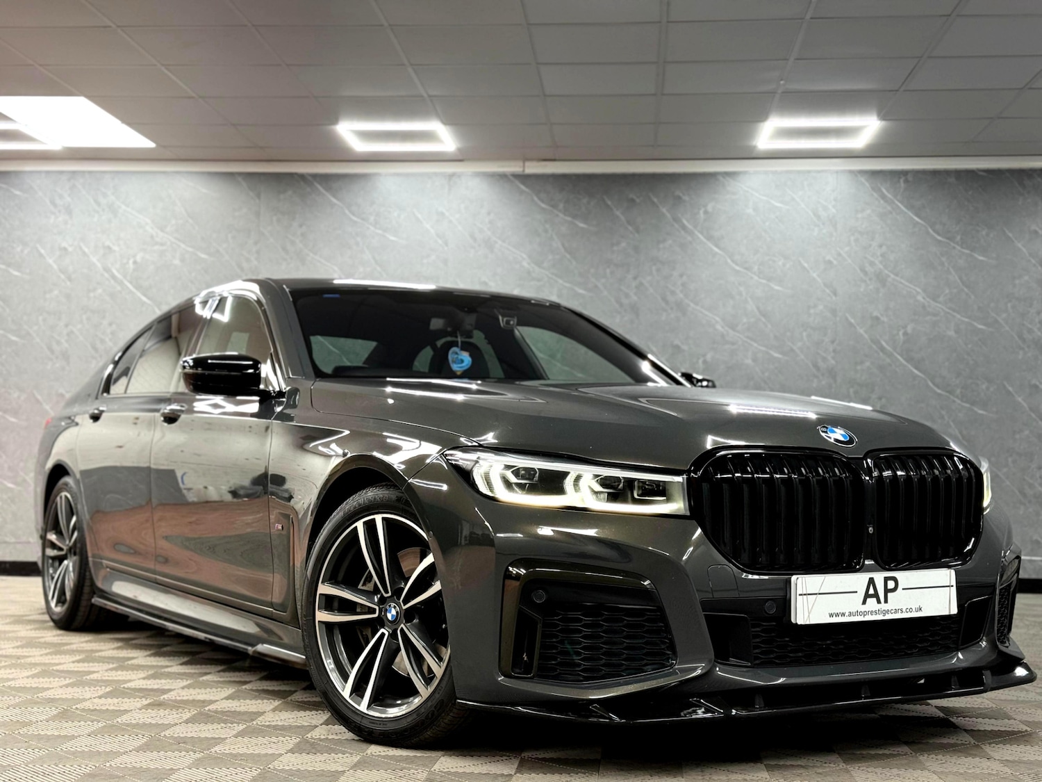 Used BMW 7 Series 2019 for sale - 76949427: Photo 1