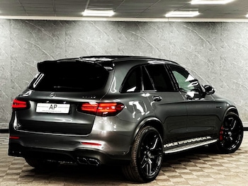 Used Mercedes-Benz GLC 2019 for sale - 77837420: Photo