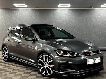 Used Volkswagen Golf 2018 for sale - 78233156: Photo