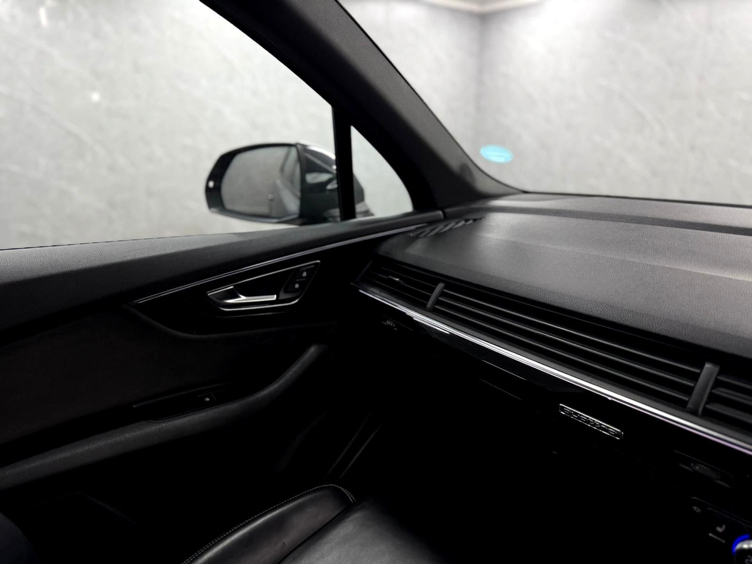 Used Audi Q7 2019 for sale - 76759243: Photo 16