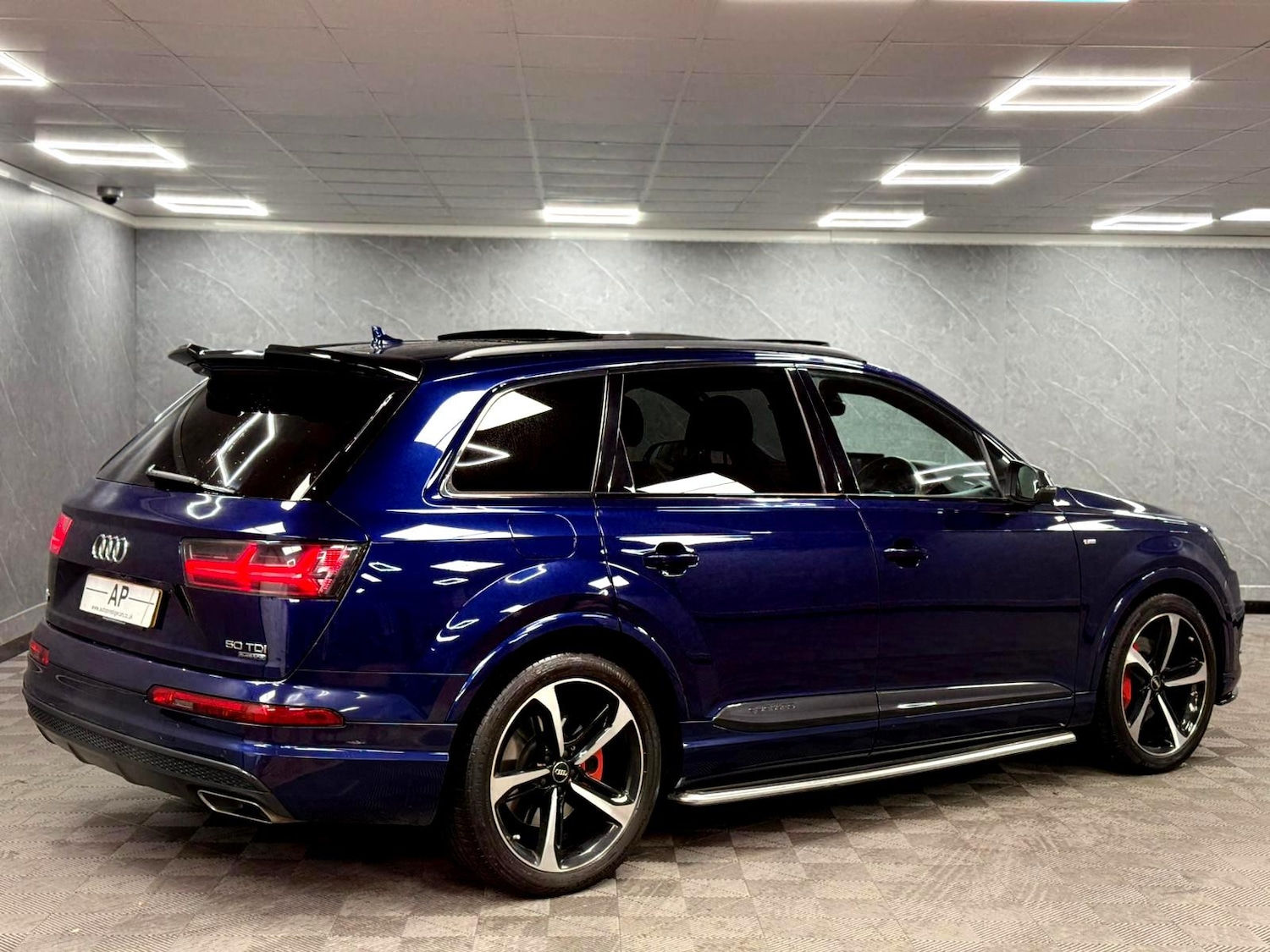 Used Audi Q7 2019 for sale - 76759243: Photo 30