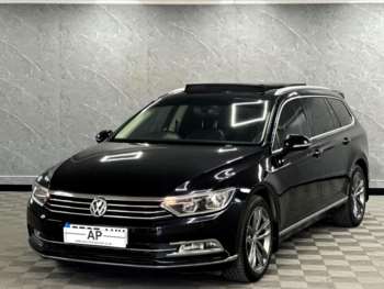 Used Volkswagen Passat 2017 for sale - 74220202: Photo