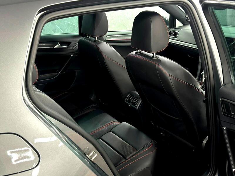 Used Volkswagen Golf 2018 for sale - 78220754: Photo 31