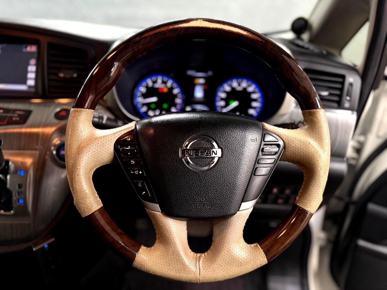 Used Nissan Elgrand 2014 for sale - 78004659: Photo 30