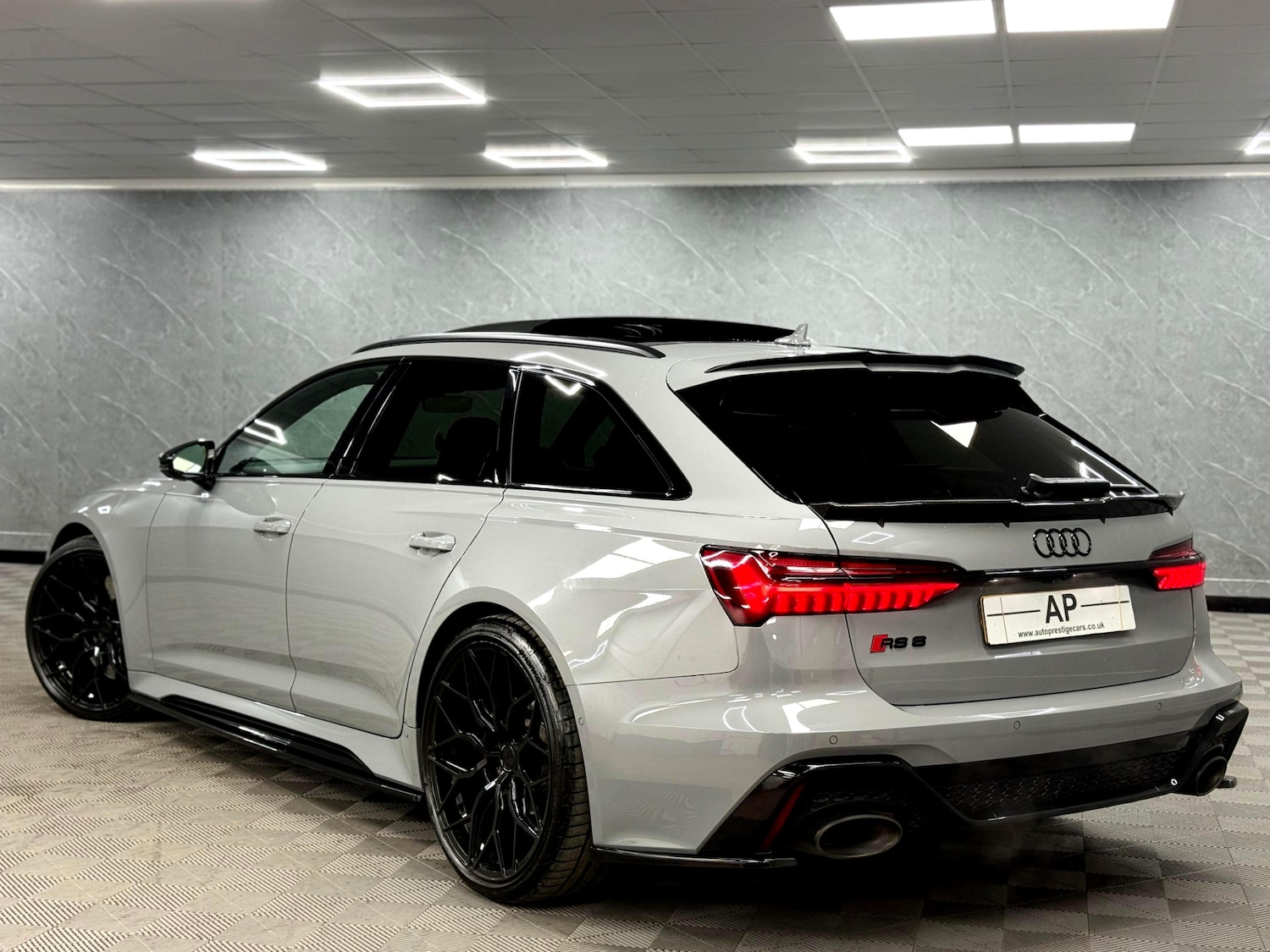 Used Audi RS6 2020 for sale - 76446125: Photo 10