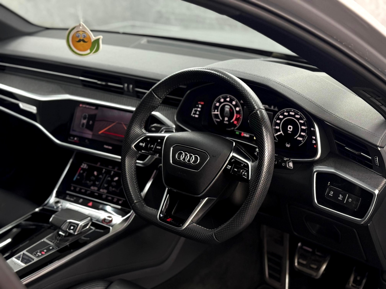 Used Audi RS6 2020 for sale - 76446125: Photo 11