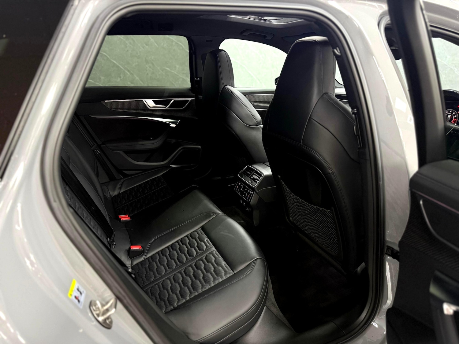 Used Audi RS6 2020 for sale - 76446125: Photo 17