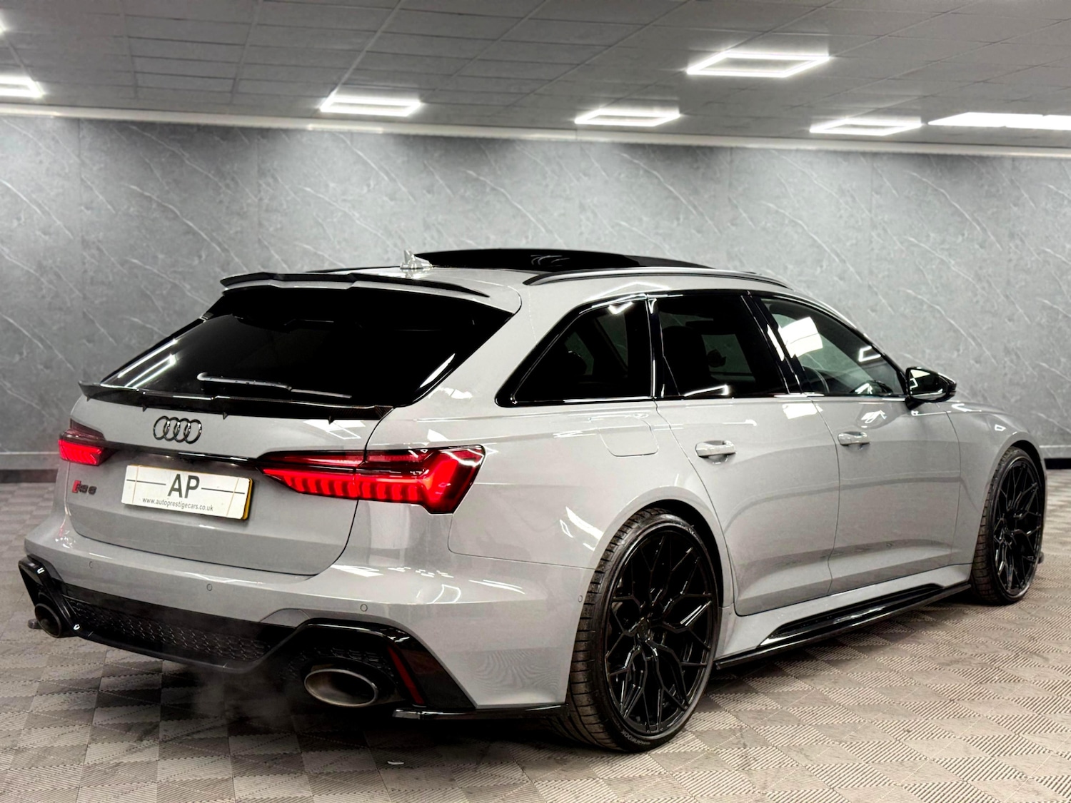 Used Audi RS6 2020 for sale - 76446125: Photo 25