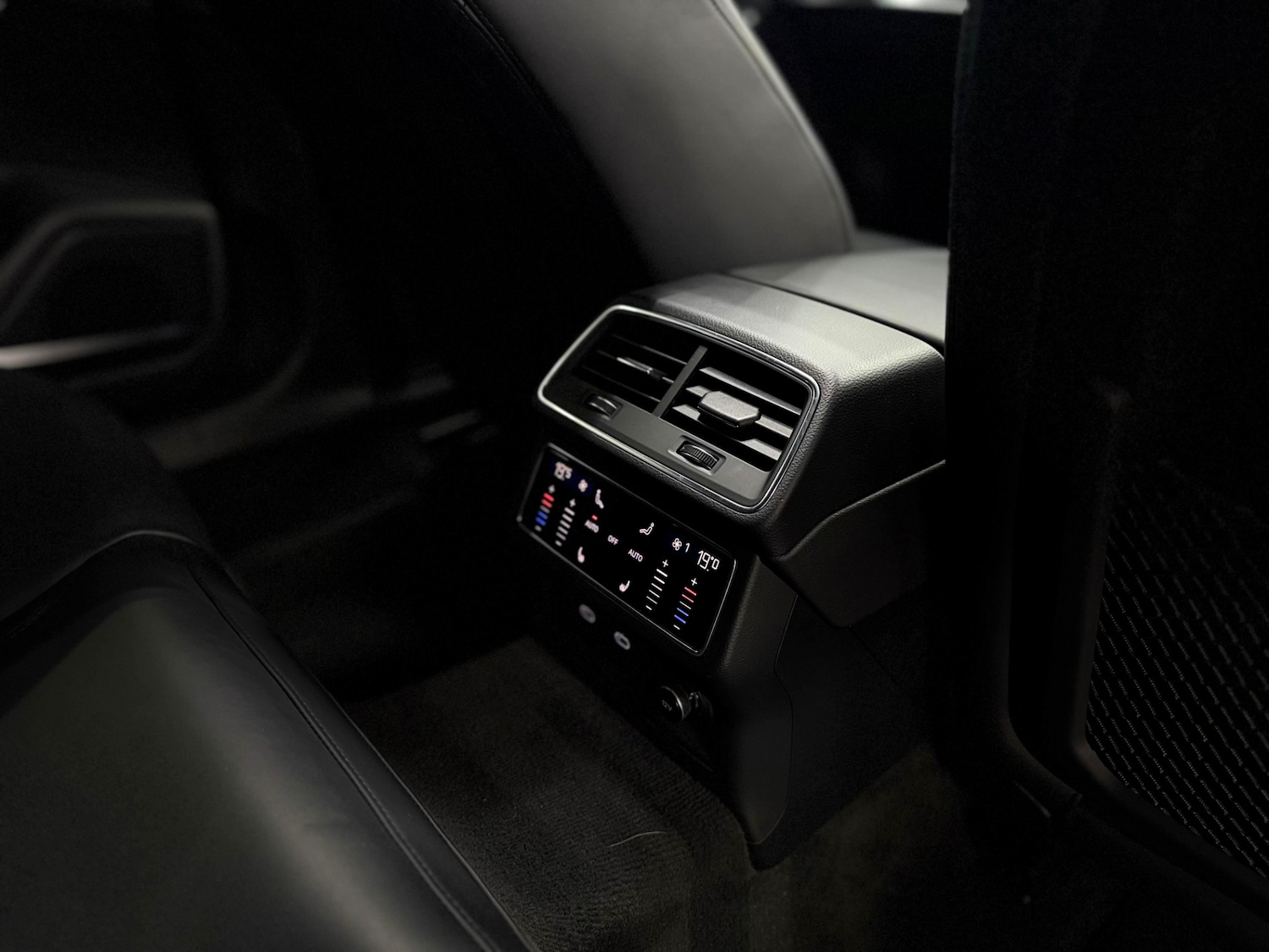 Used Audi RS6 2020 for sale - 76446125: Photo 38