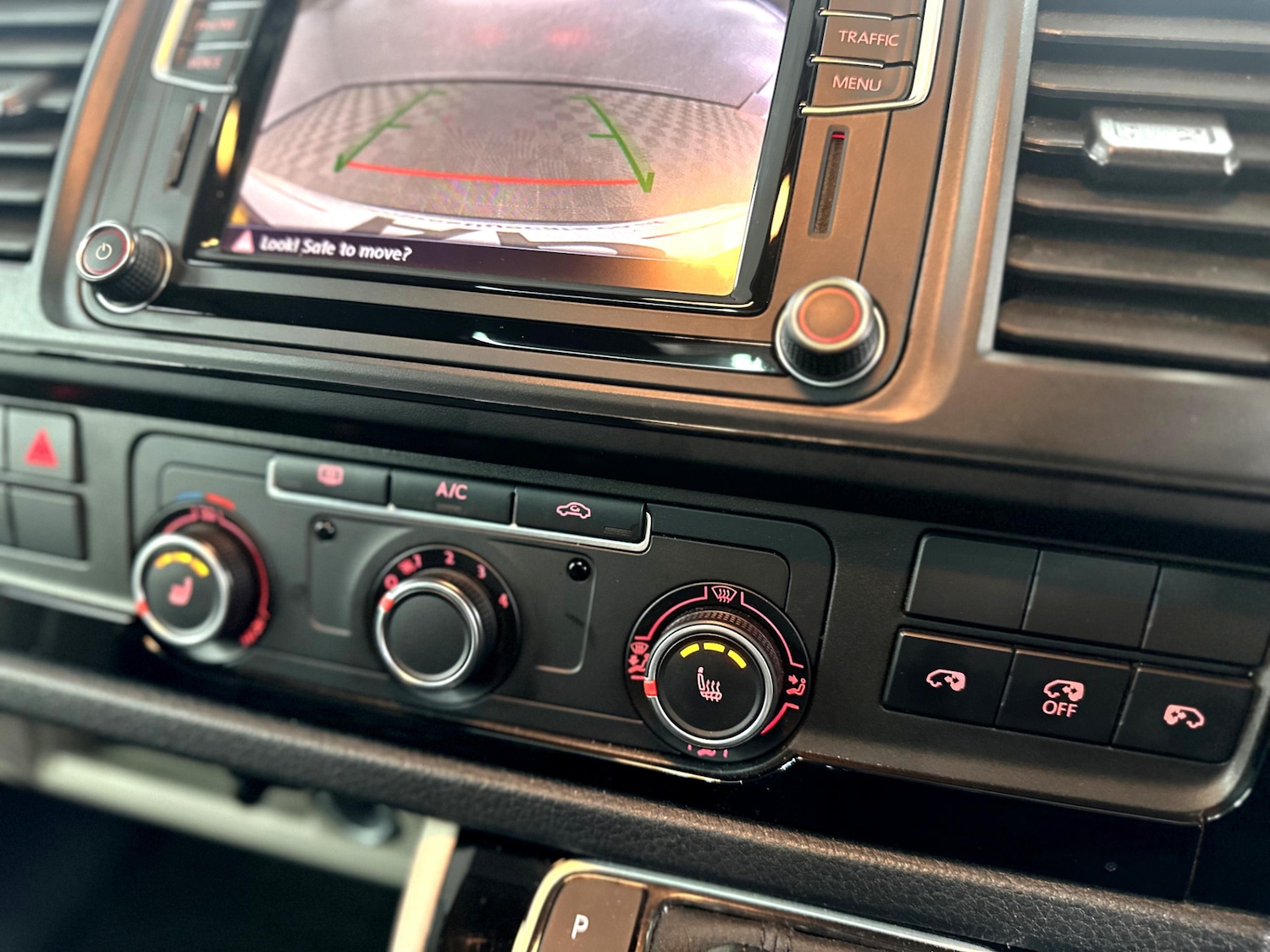 Used Volkswagen Transporter 2016 for sale - 78133937: Photo 20