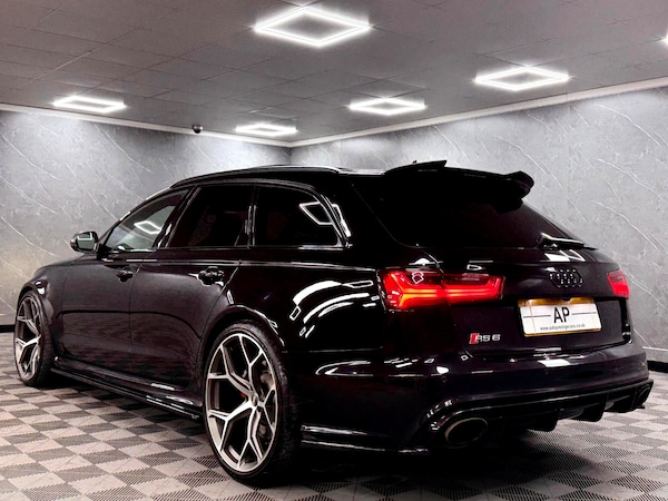 Used Audi RS6 2017 for sale - 76347437: Photo 15