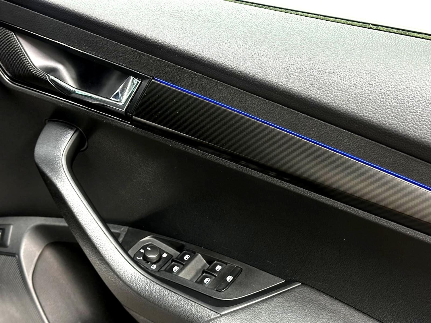 Used Skoda Karoq 2020 for sale - 78135086: Photo 17