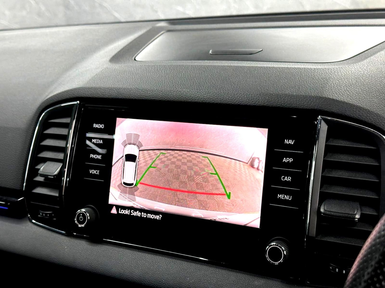 Used Skoda Karoq 2020 for sale - 78135086: Photo 21