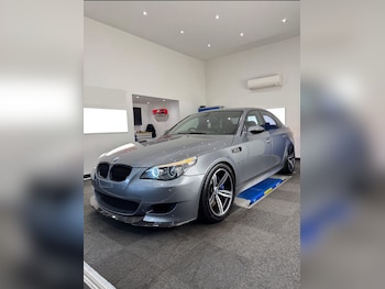 Used BMW M5 2007 for sale - 75883200: Photo