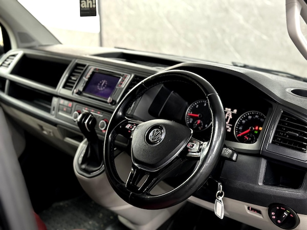 Used Volkswagen Transporter 2015 for sale - 76264488: Photo 15