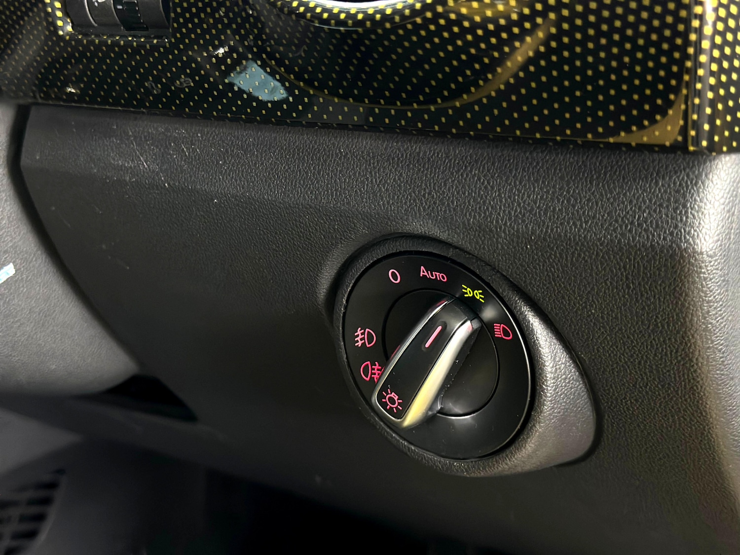 Used Volkswagen up! 2025 for sale - 76135803: Photo 22